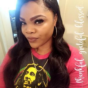 Meet your Posher, Ella